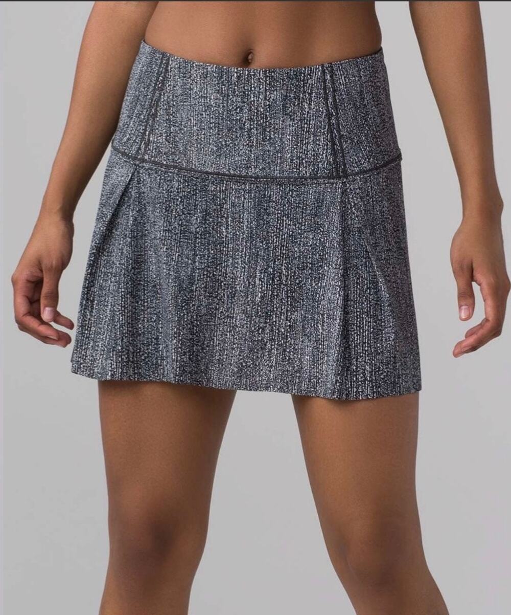 Lululemon Lost In Pace Skirt Athletic Performance Skort Black White Size 10